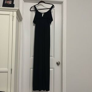 NWOT Black knit maxi